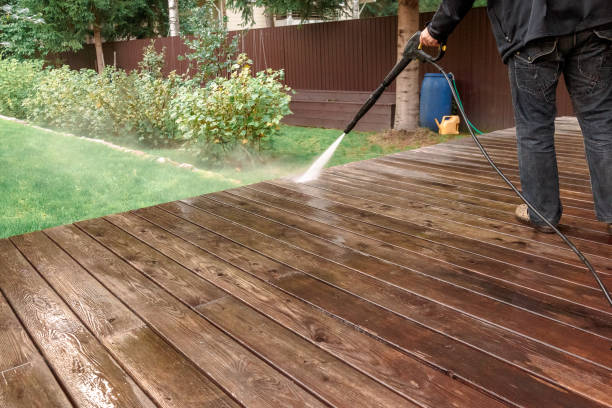 Best Pool Deck Cleaning  in South Russell, OH